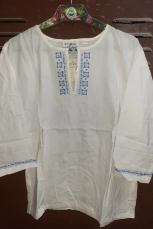 Blusa de mujer con mangas