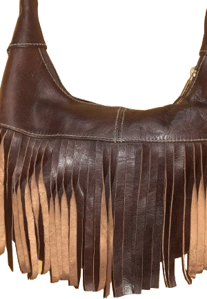 Bolso media luna flecos