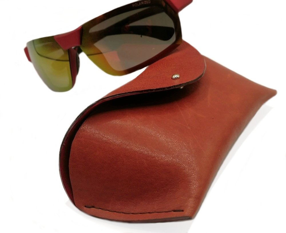 Funda de gafas de estructura semi-rígida, BALMORAL NV. Napa Vegetal de cordero en color Cuoio.. - Image 2