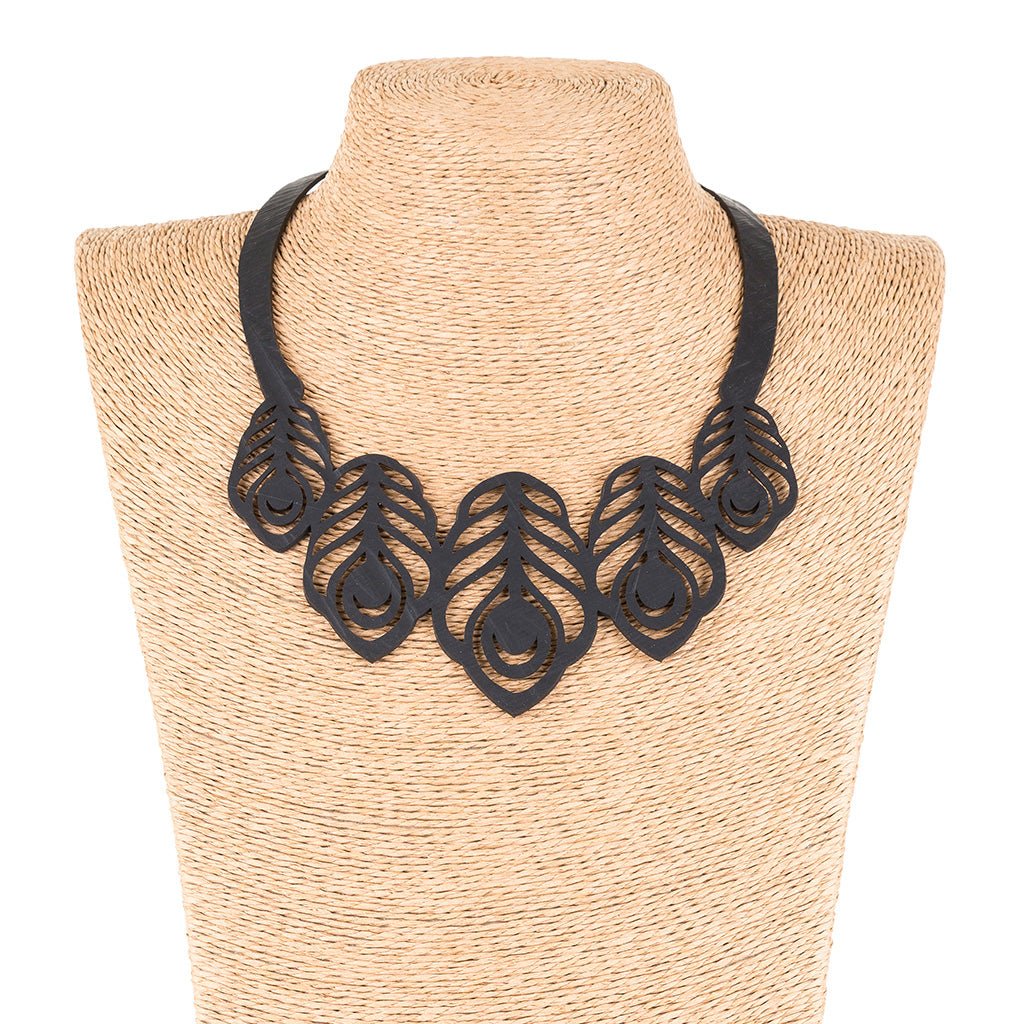 Small Peacock Feather Necklace by Paguro Upcycle