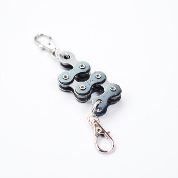 Recycled Bike Chain Vegan Keyring by Paguro Upcycle