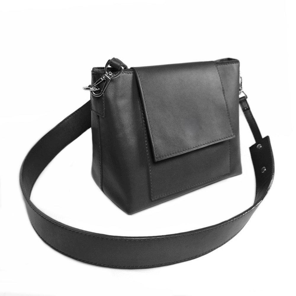 Bolso cruzado o al hombro de napa vegetal de cordero JOLIE NV color Negro
