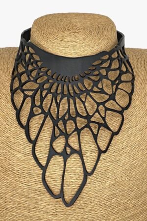 Queen Mab Geometric Statement Choker