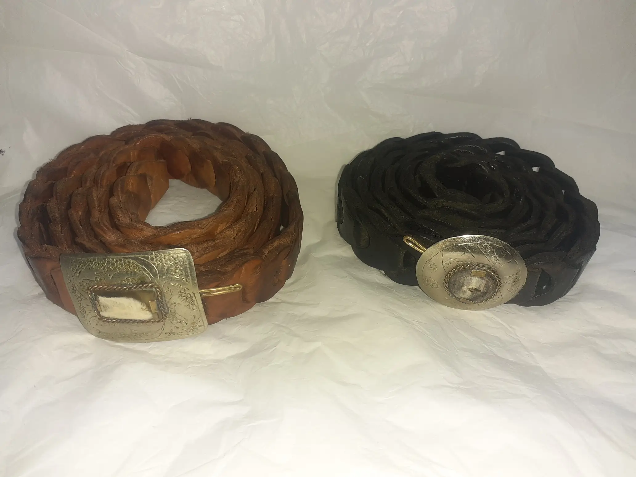 Cinturon de chapa con hondas - Image 3
