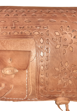 Bolso rectangular solapa calado grande