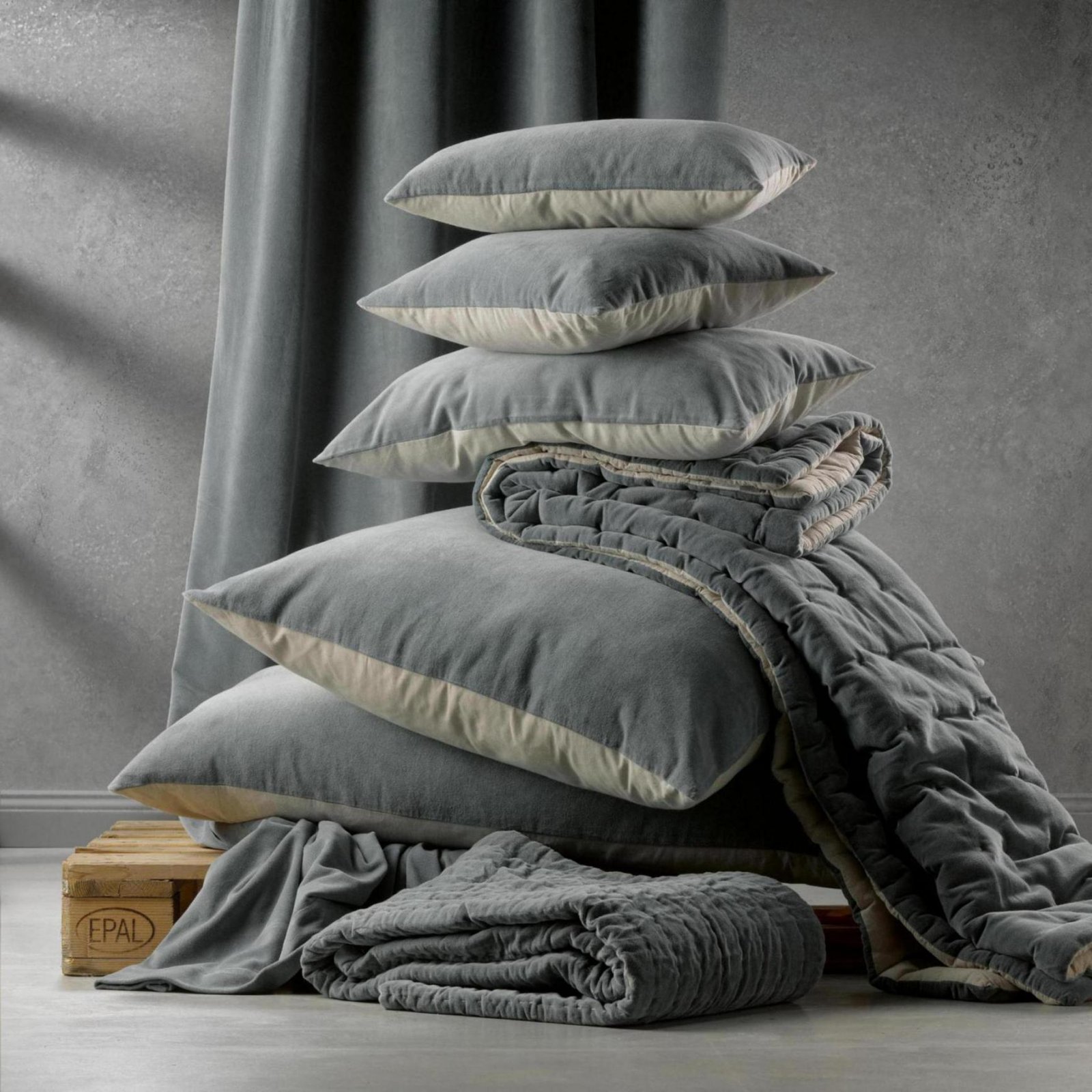 Plain Cushion Elise 45 X 45 - Image 2