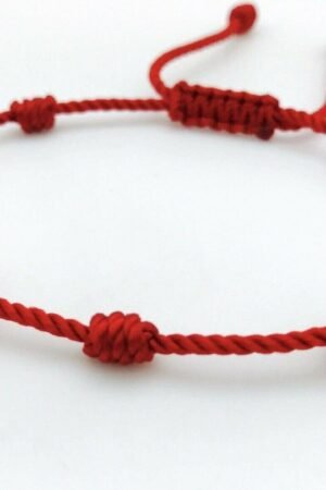 Pulsera de 7 nudos roja y negra