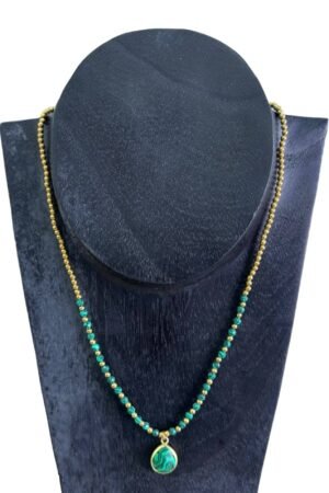 Collares de mujer de Tailandia