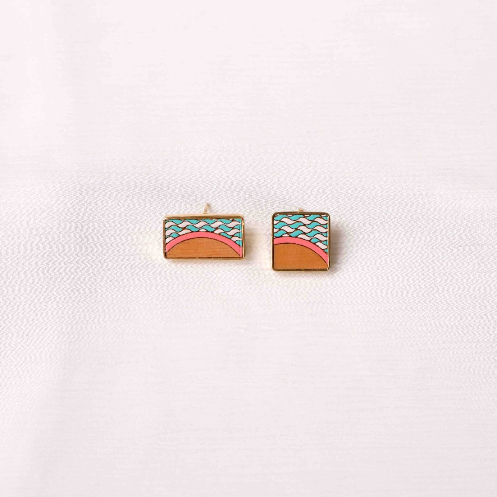 Seaside Recycled Wood Gold Earrings - Image 5