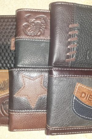 Cartera de hombre abierta sin boton