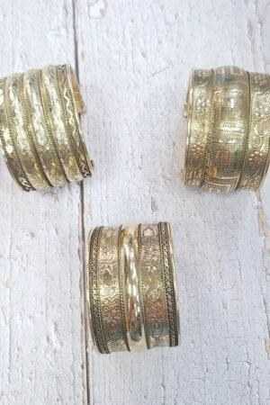 Pulseras cuff doradas