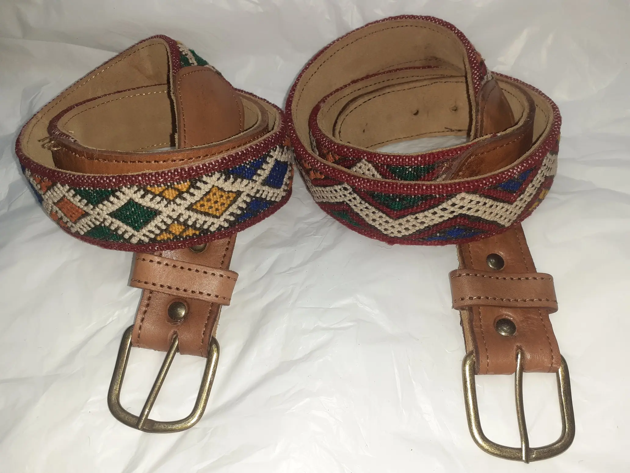 Cinturón de cuero con Kilim