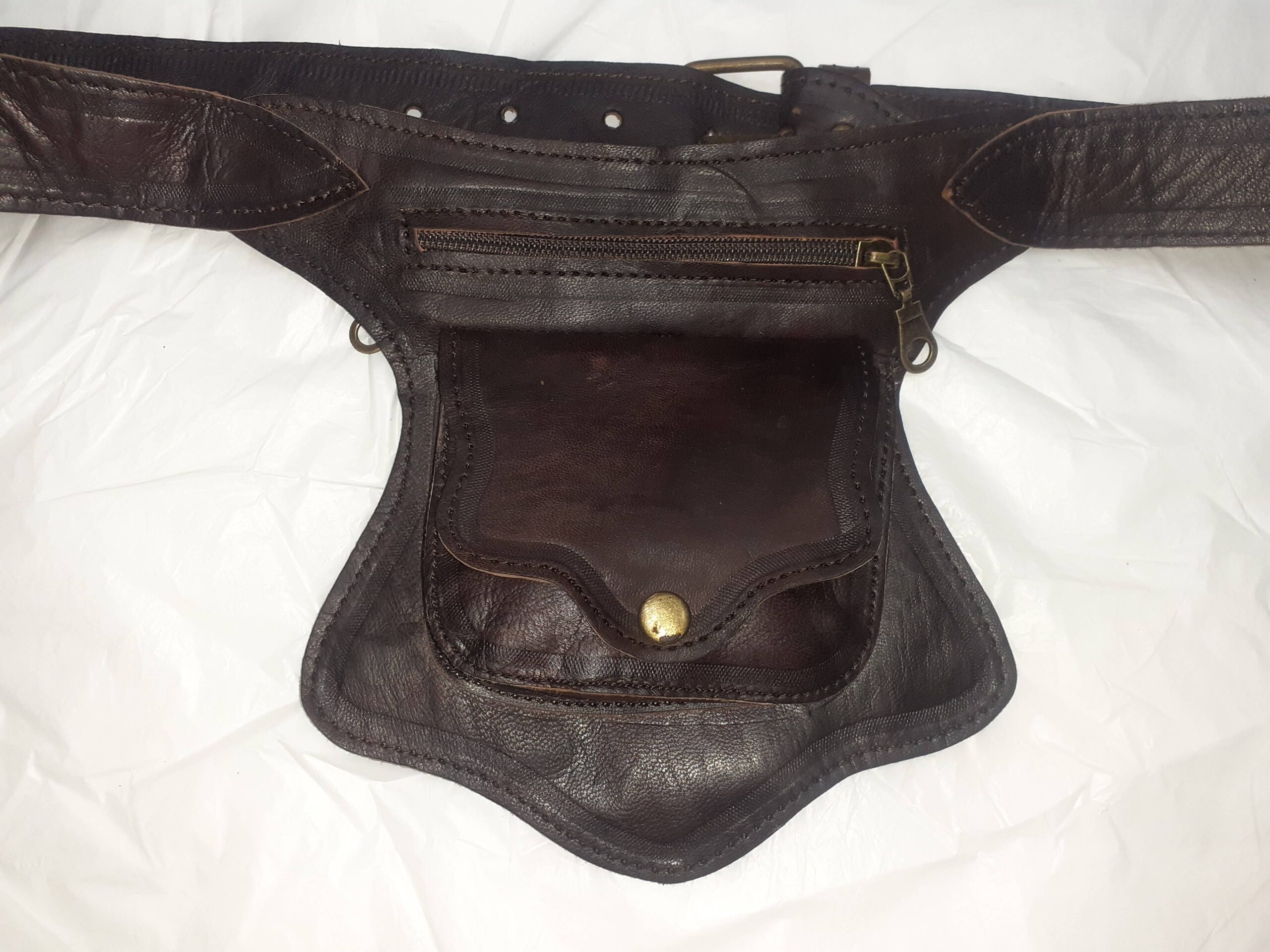 Cartuchera de cuero. Foto 23