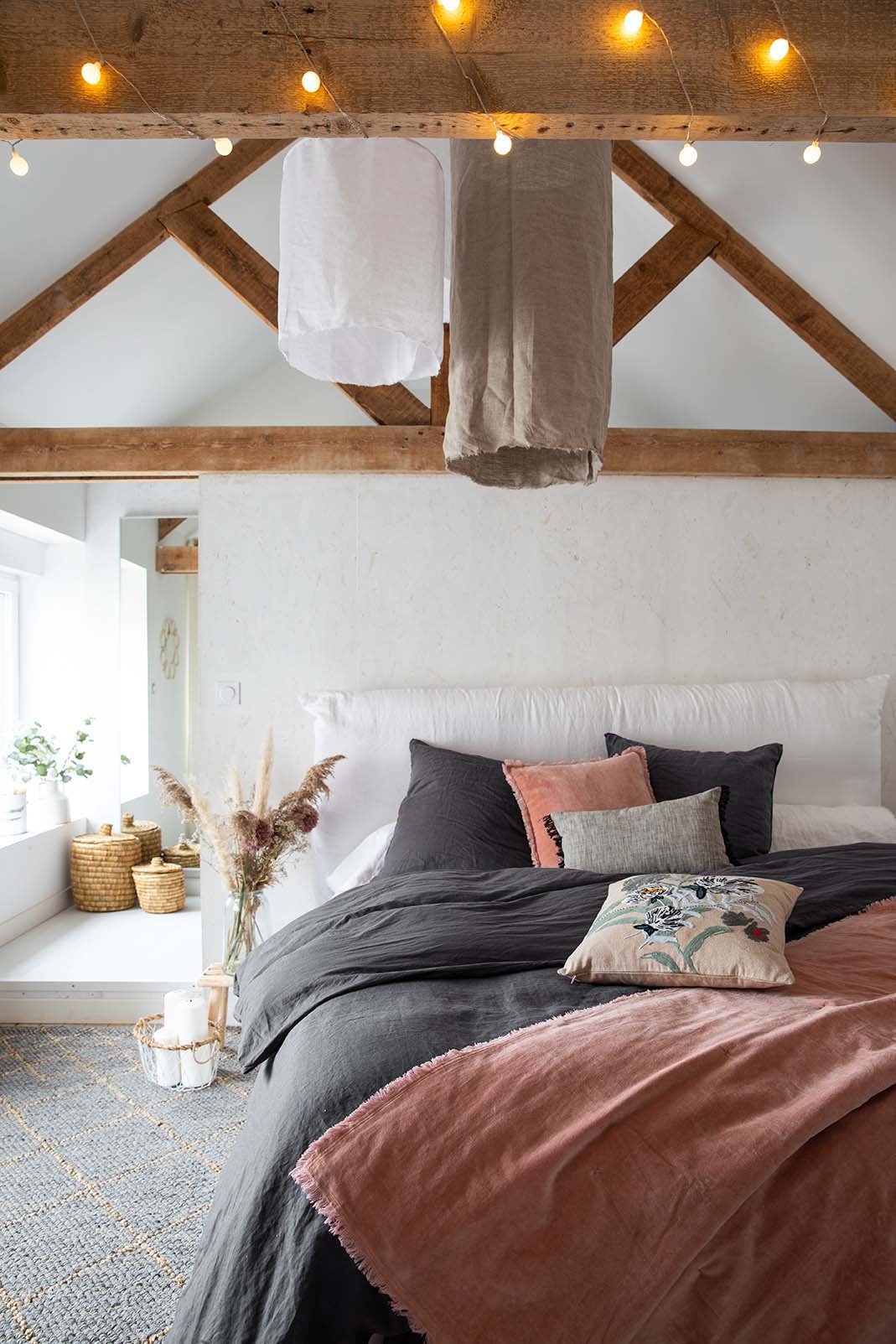 Zeff Duvet Cover - Image 2
