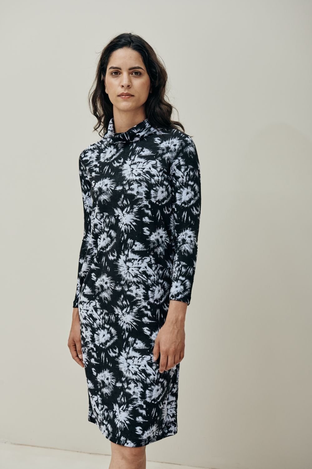 Win Dress - Printed Knit