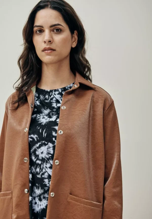 Journey Jacket - Walnut