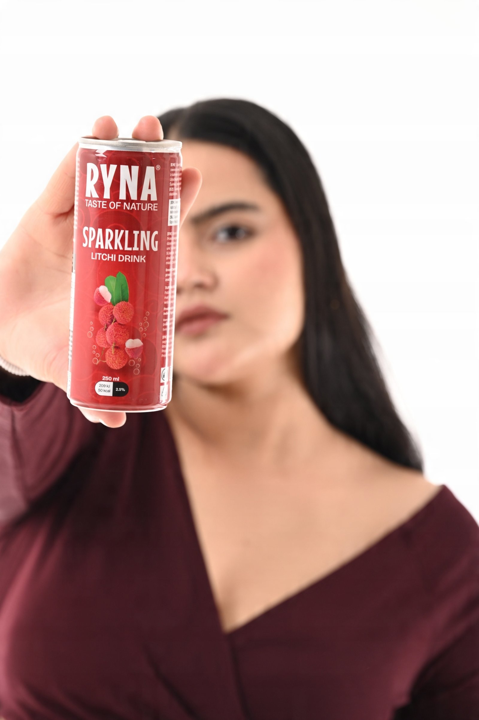 Ryna Litchi Sparkling Drink 250Ml X 24Pieces - Image 2