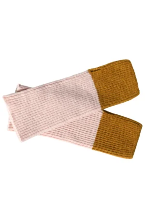 Mary Mittens 26 X 9