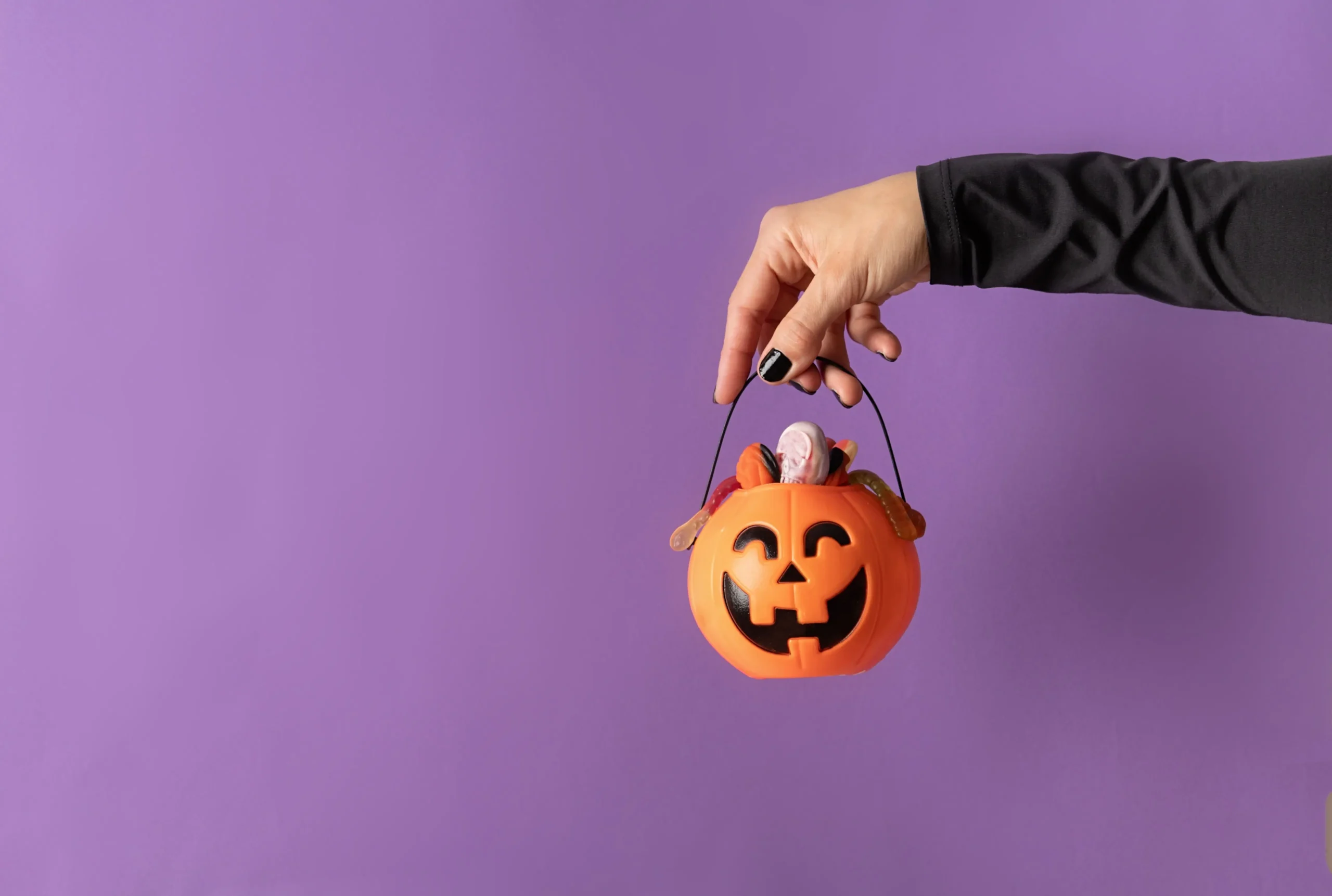 How European Wholesalers Can Prepare for a Spooktacular Halloween 2025