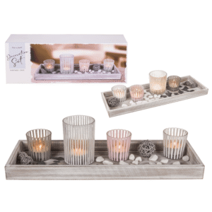 White/natural coloured wooden plate,