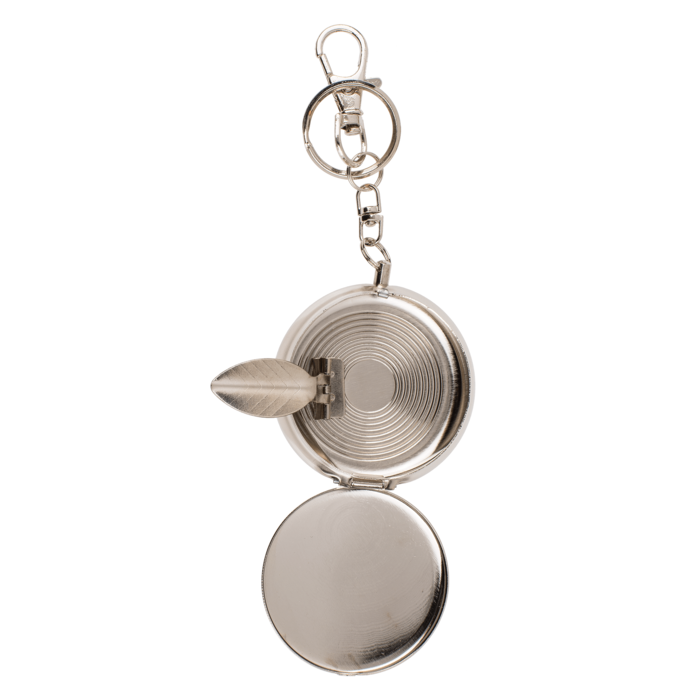 Metal pocket ashtray with key ring & carabiner, - Image 4