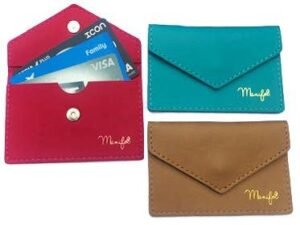 LEATHER CARD HOLDER SHAPE WITH MAGNETIC CLOSURE